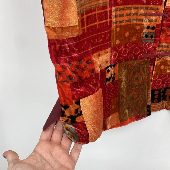 Coldwater Creek Vest Jacket Womens Size PXL Velvet Red Orange Patchwork Silk - Picture 3 of 9